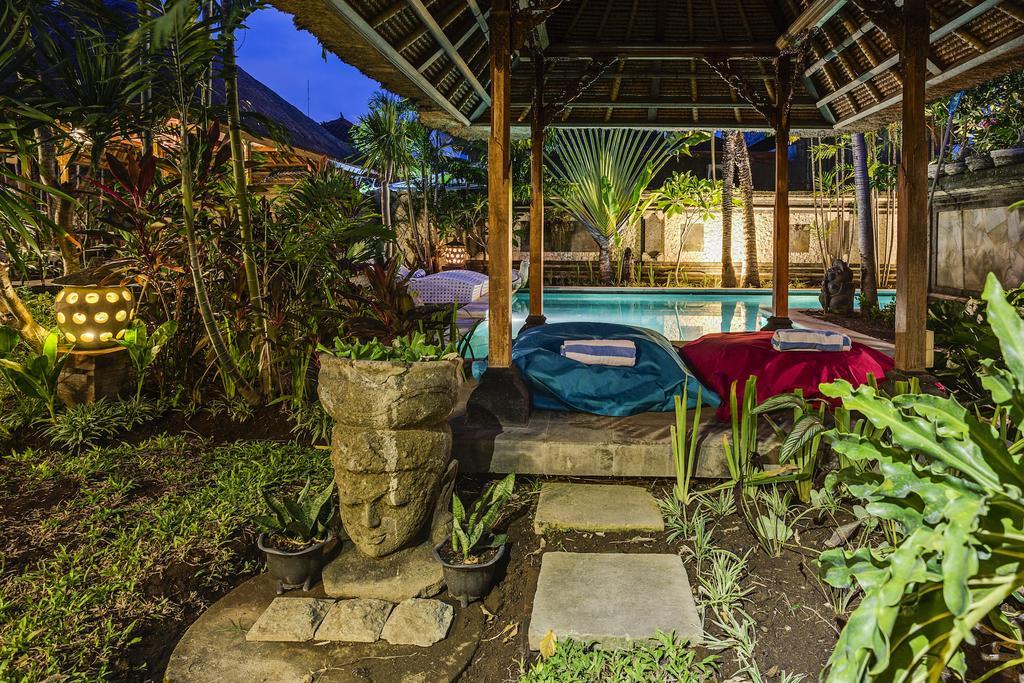 Villa Hibiscus Sanur Esterno foto