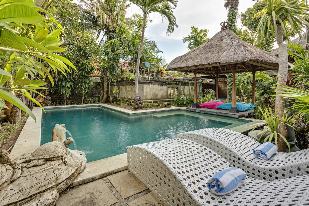 Villa Hibiscus Sanur Esterno foto